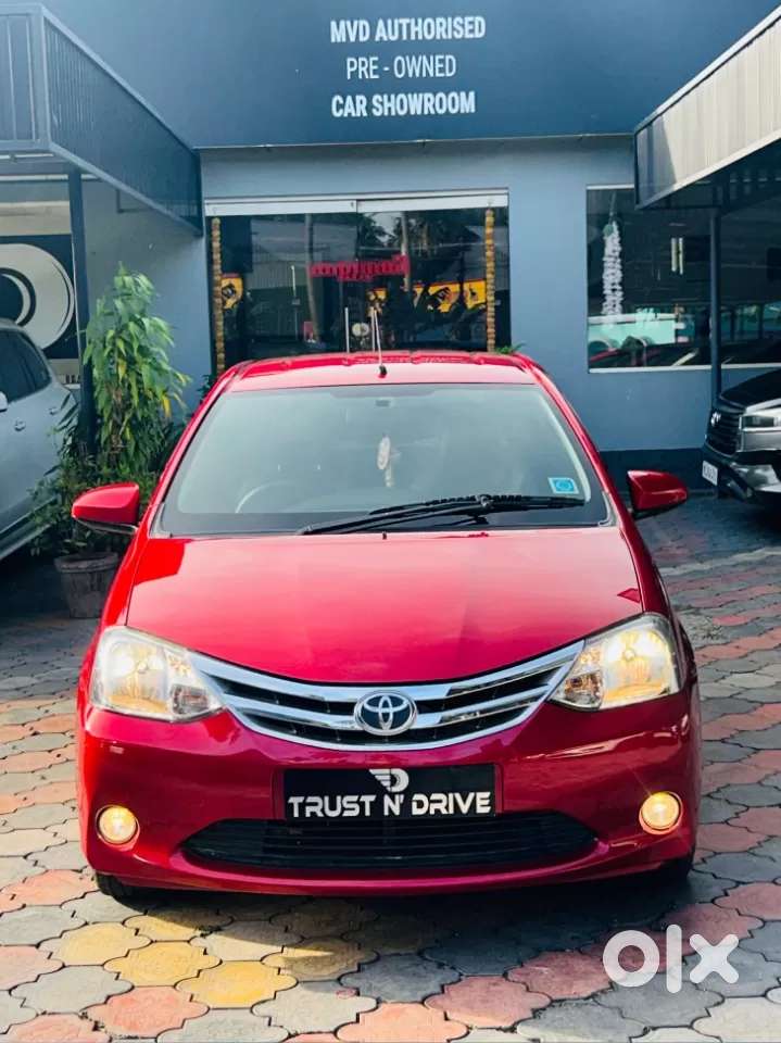 Toyota Etios Liva, 2013, Petrol
