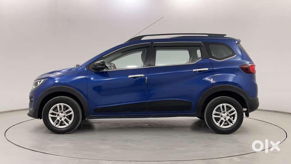 Renault Triber Rxt, 2022, Petrol