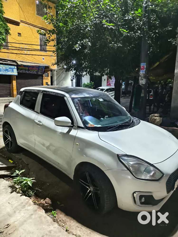 Maruti Suzuki Swift 2018 Petrol 65000 Km Driven