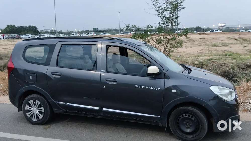 Renault Lodgy 2017 Diesel 165000 Km Driven Good Condition