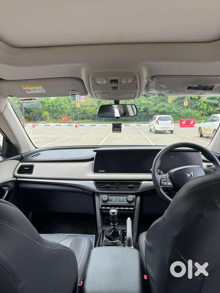 Mahindra Xuv700 2.2 Ax 5 Diesel Mt 7 Str, 2022, Diesel