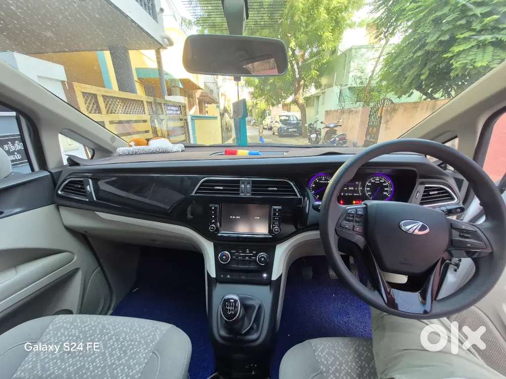 Mahindra Marazzo M6 Plus 2025