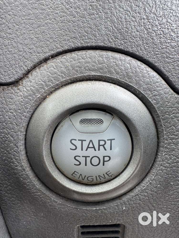 Nissan Sunny Xv, 2012, Petrol