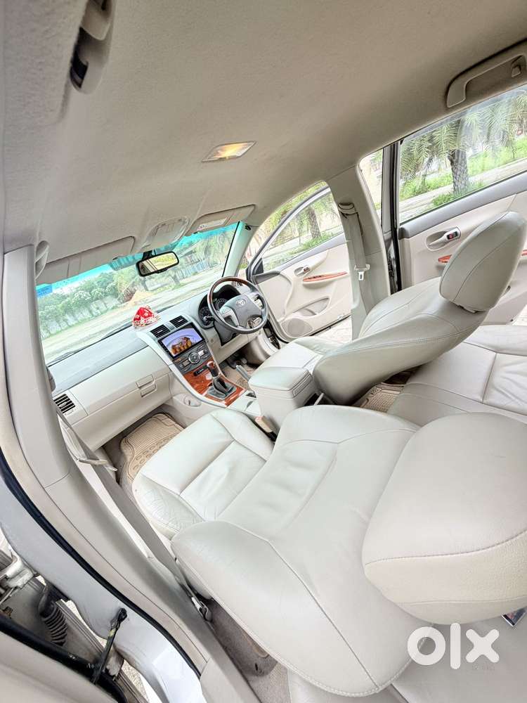 Toyota Corolla Altis Gl, 2011, Petrol