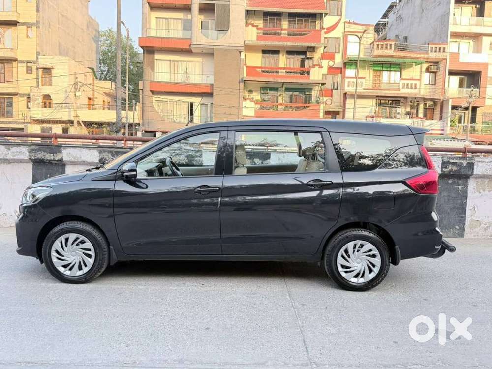 Maruti Suzuki Ertiga Vxi Shvs At, 2025, Petrol