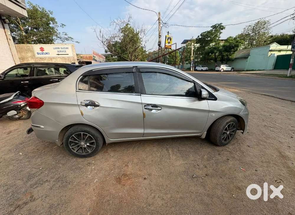 Honda Amaze 2013 Diesel Well Maintained