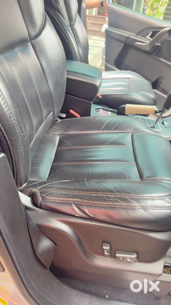 Mahindra Xuv500 W10 Automatic