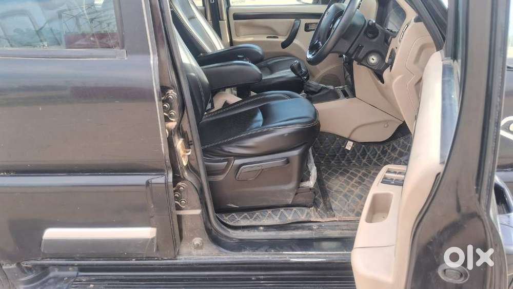 Mahindra Scorpio Classic 2.2 S 11 Mt 7 Str, 2022, Diesel