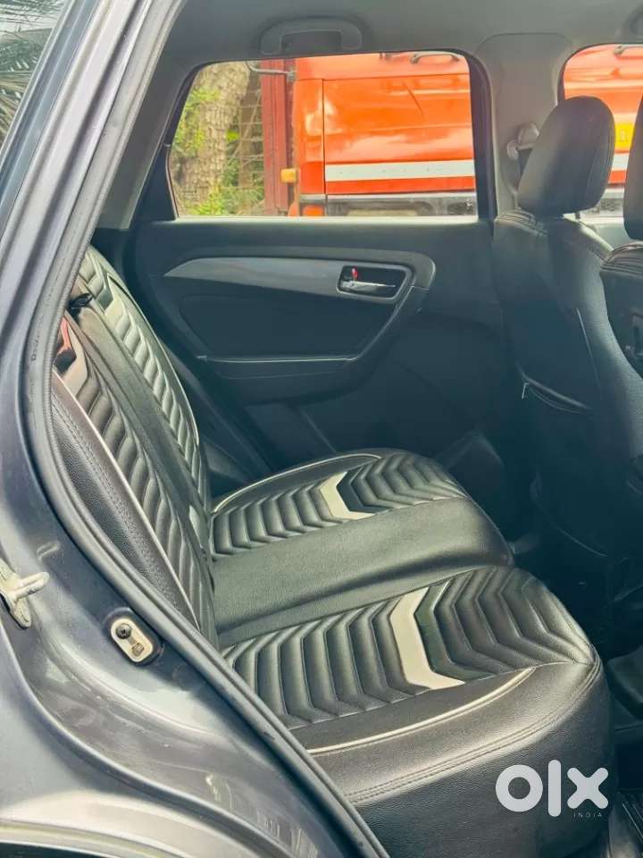Maruti Suzuki Vitara Brezza Zdi, 2018, Diesel