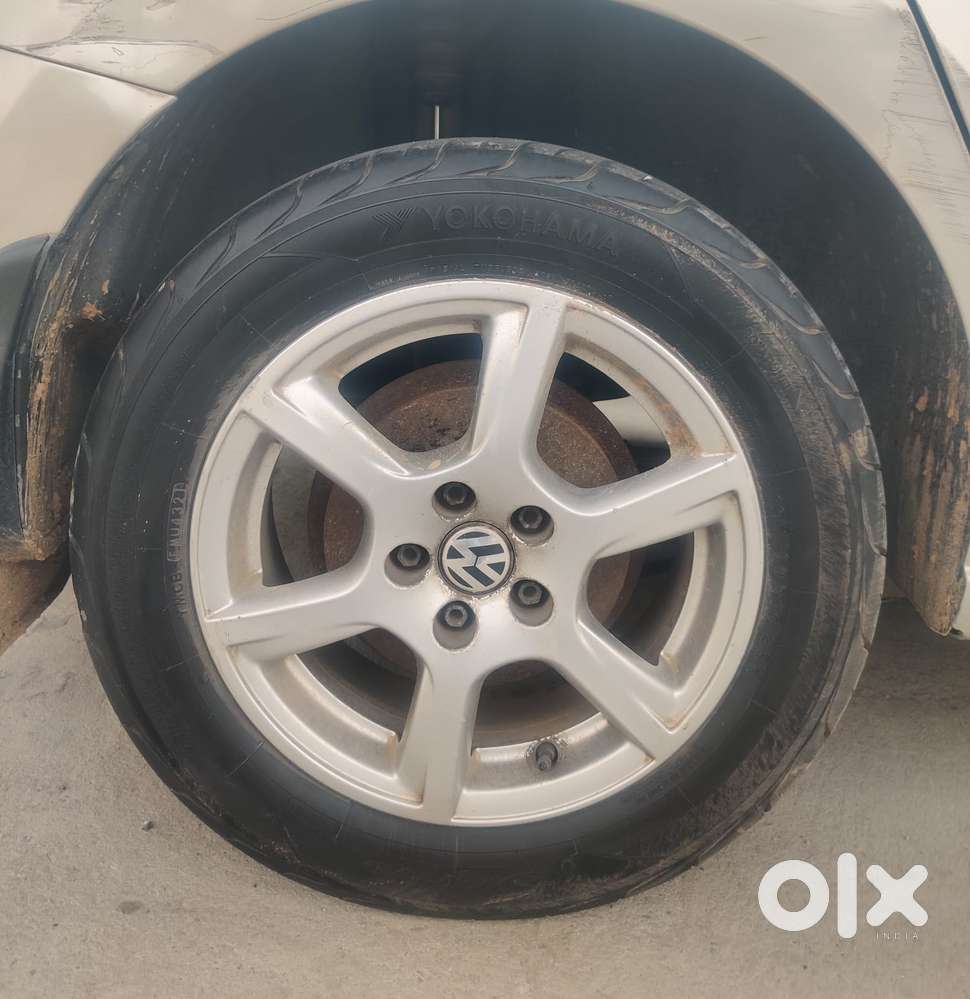 Volkswagen Vento Petrol Highline, 2013, Diesel