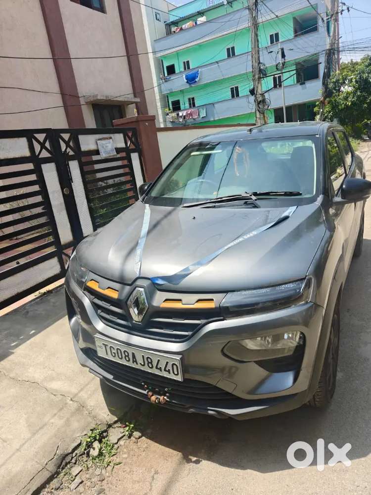 Kwid Less Used Good Condition Urgent Sale