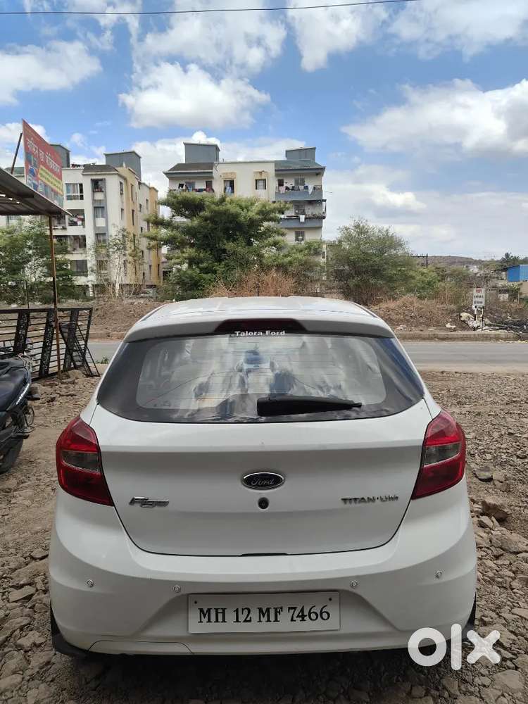 Ford Figo Titanium 2015 Petrol+cng  Rc Updated  92,000 Km