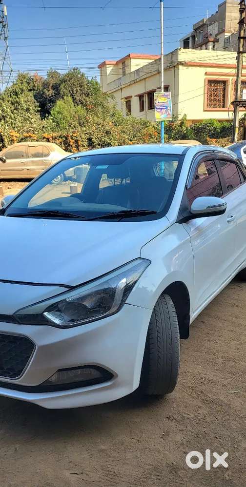 Selling My Hyundai 2018 Model I20 Sports Vtvt Petrol Upto 2028 Tax..