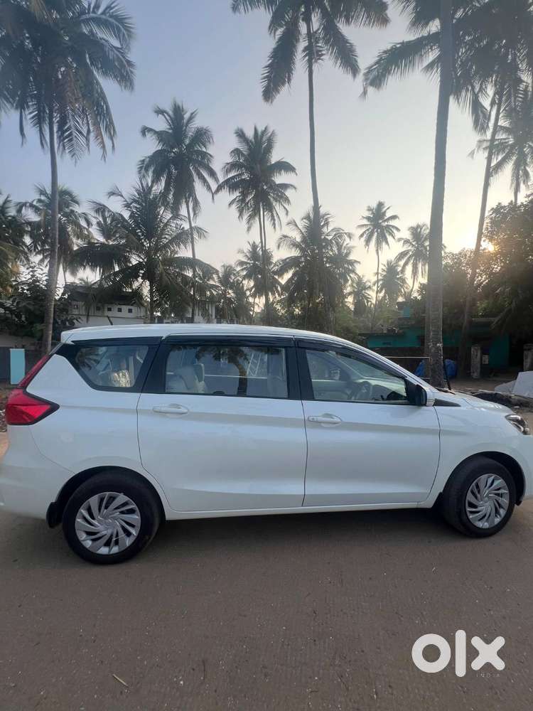 Maruti Suzuki Ertiga 2023 Cng & Hybrids Well Maintained