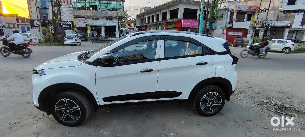 2024 Tata Nexon Smart Plus Petrol