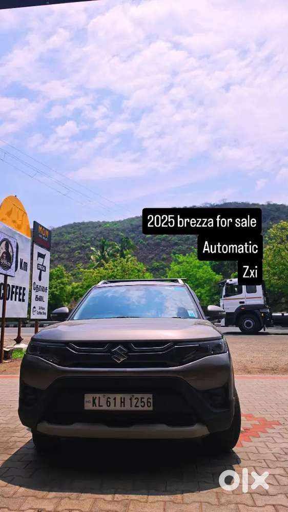 Maruti Brezza Zxi Hybrid 2025