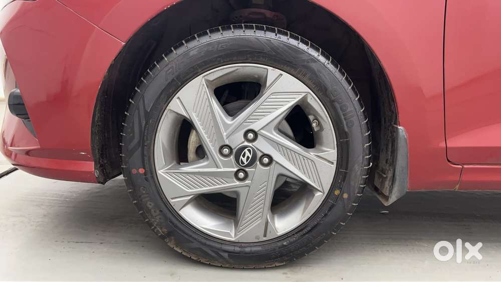 Hyundai Verna 1.5 Sx Ivt, 2022, Petrol
