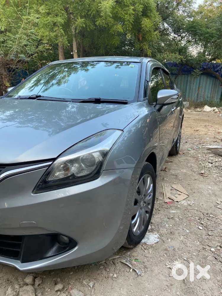 Top Model Baleno Cvt Alpha Automatic 2018 Delhi Registration.