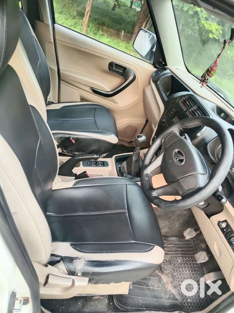 Mahindra Tuv 300 T6, 2017, Diesel