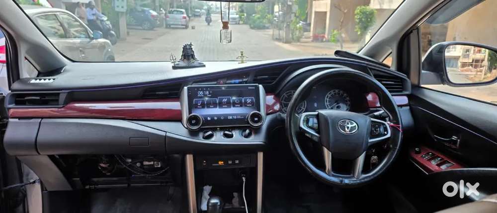 Toyota Innova Crysta 2018