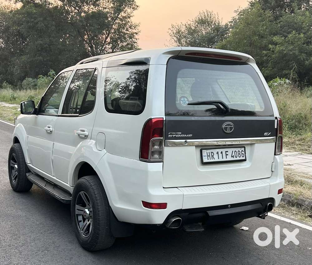 Tata Safari Storme Ex, 2014, Diesel