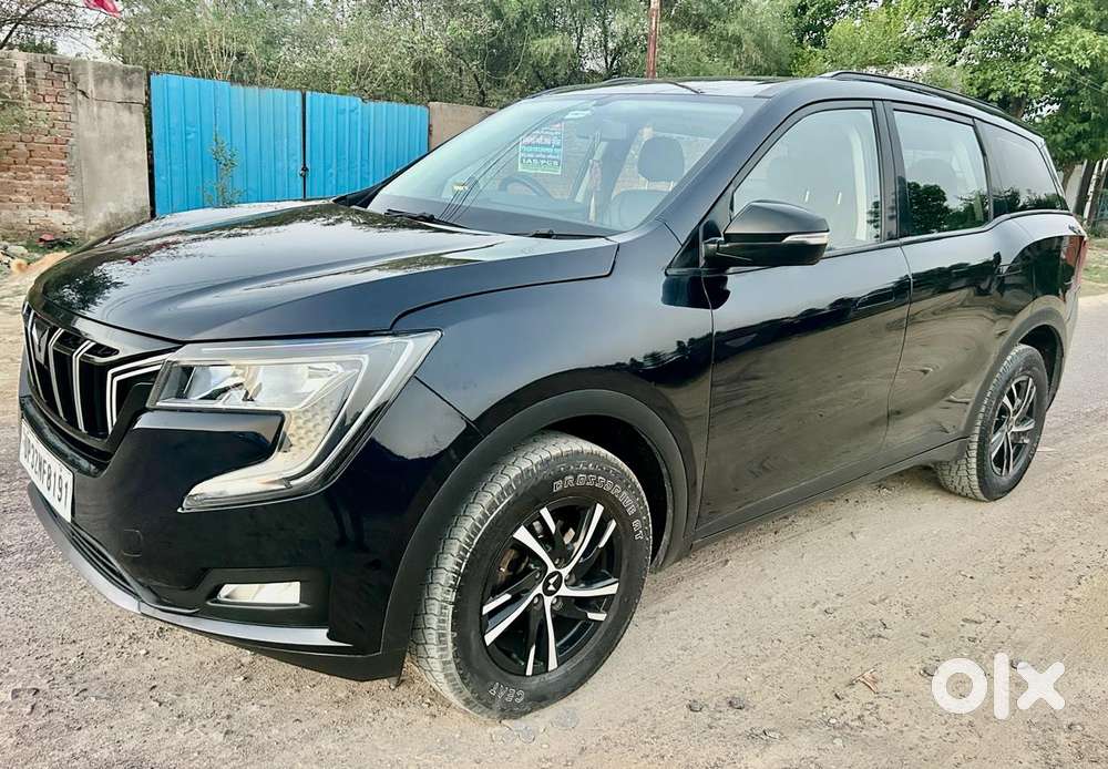 Mahindra Xuv700 2.2 Mx Diesel Mt 5 Str, 2022, Diesel