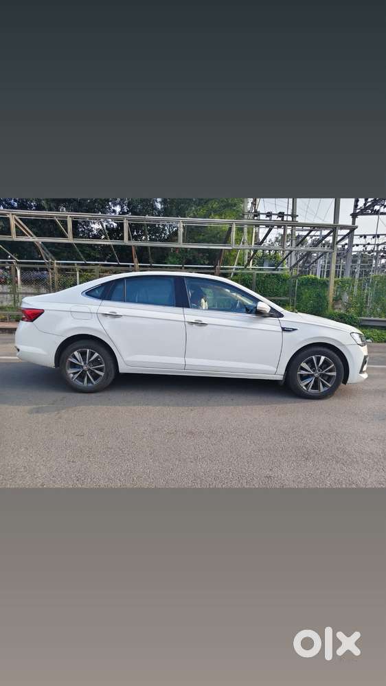 Skoda Slavia 1.0 Tsi Style, 2022, Petrol