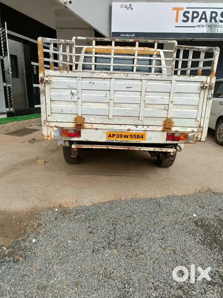 Mahindra Imperio 2018 Diesel 101000 Km Driven