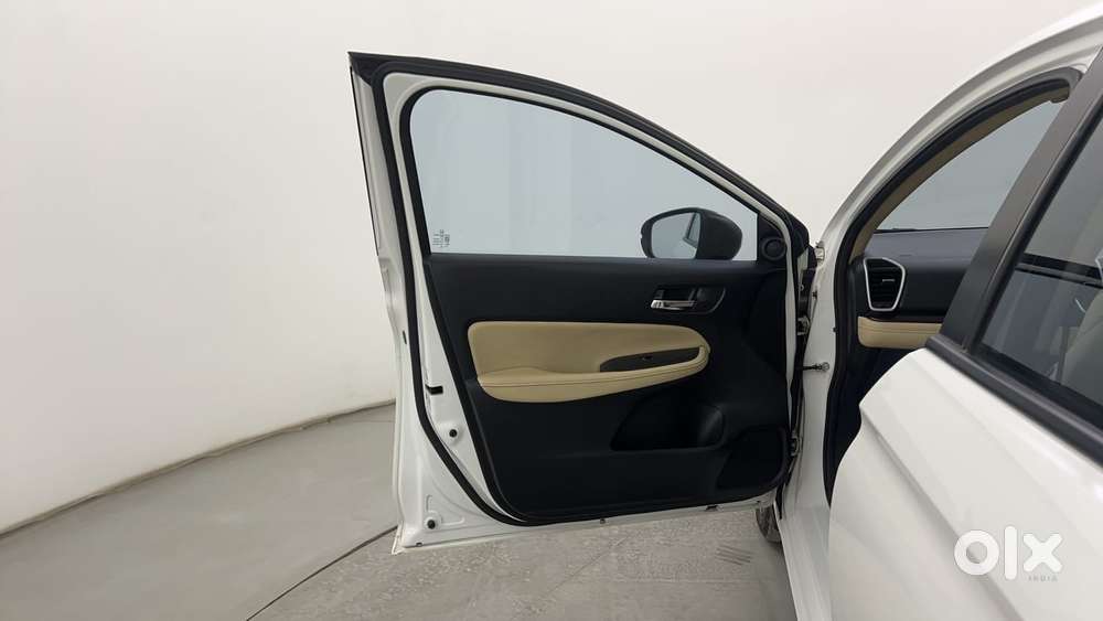 Honda City 1.5 Zx I-vtec Mt, 2023, Petrol