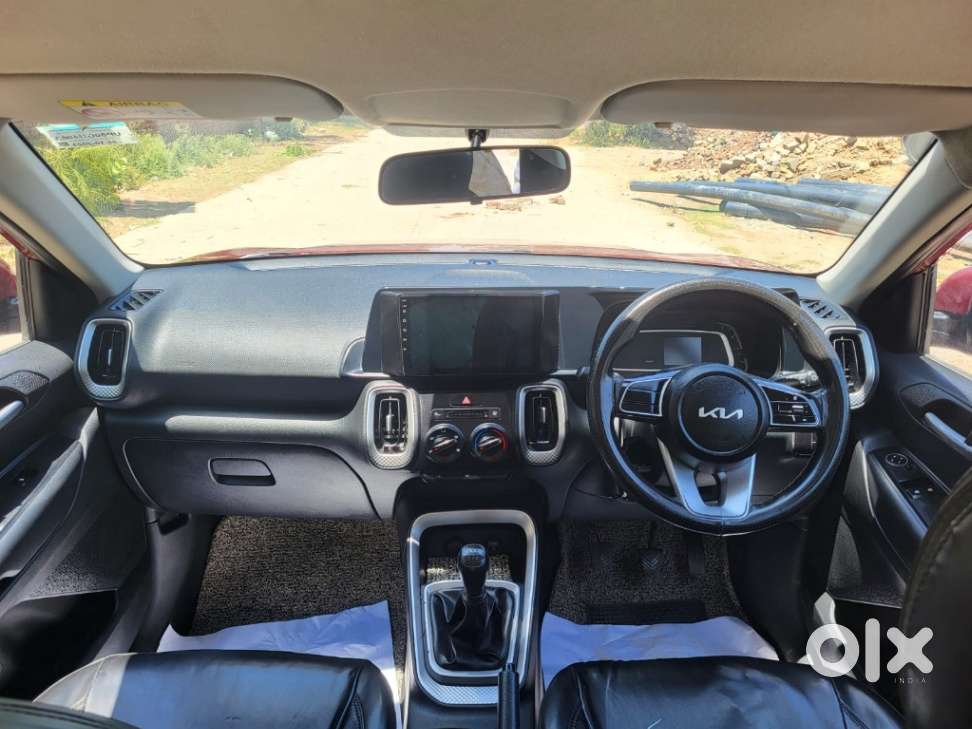 Kia Sonet Hte G, 2023, Petrol