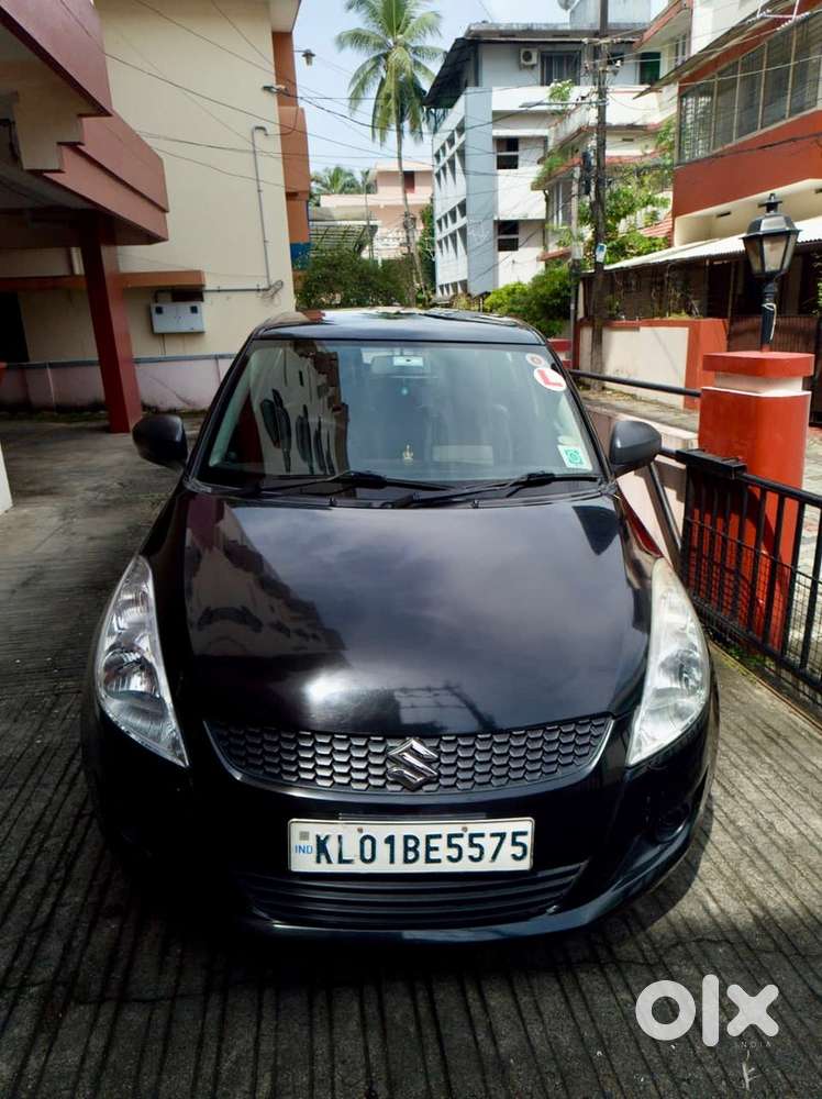 Maruti Suzuki Swift Diesel - 2012 (feb)  Kl-01  Black