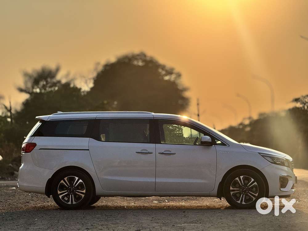 Kia Carnival Limousine Plus 7 Str, 2023, Diesel