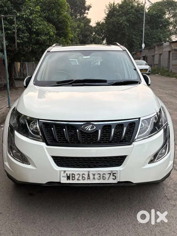 Mahindra Xuv500 W10 2.2 M Hawk Bs-iv Of 2017 Dec Well Maintained Car