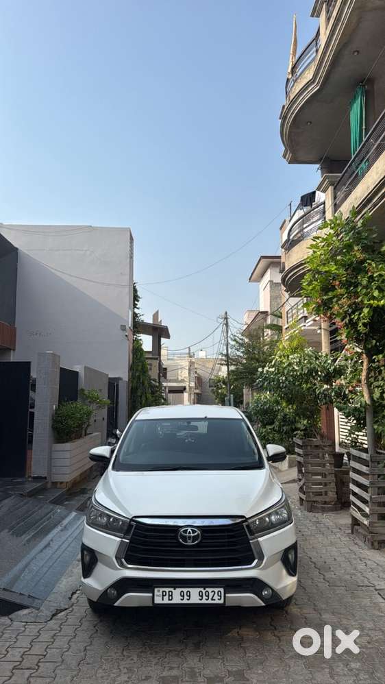 Toyota Innova Crysta 2021