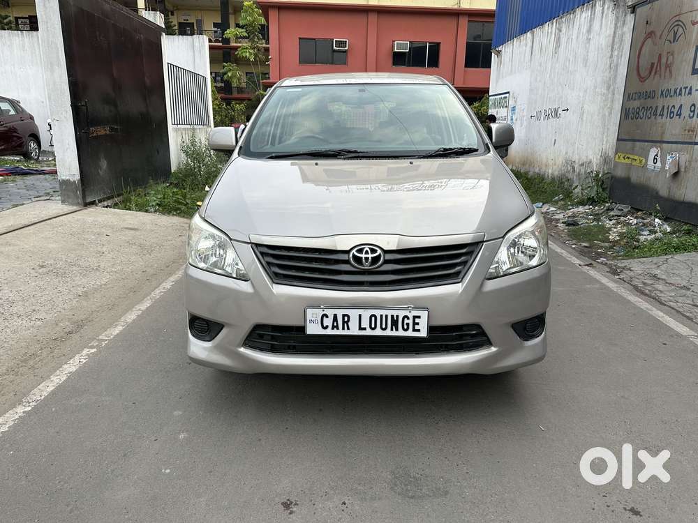 Toyota Innova 2.5 G (diesel) 8 Seater, 2012, Diesel