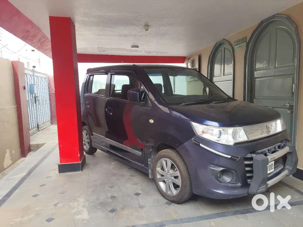 Neat Condition And Showroom Tracking