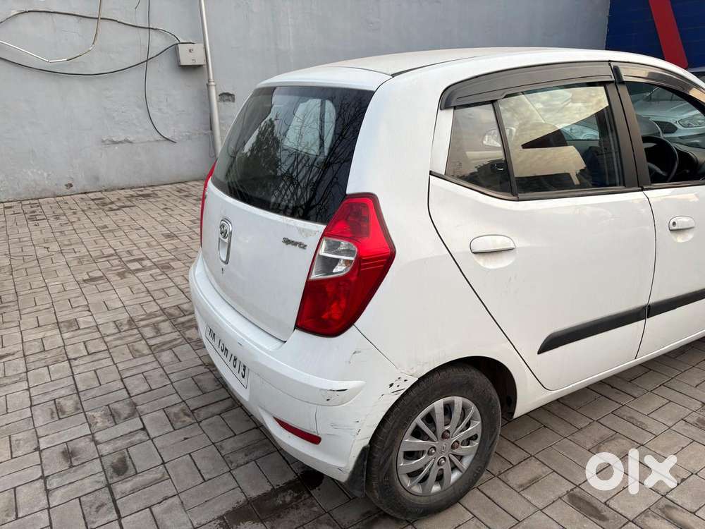 Hyundai I10 Sportz 1.2 Kappa2, 2016, Petrol