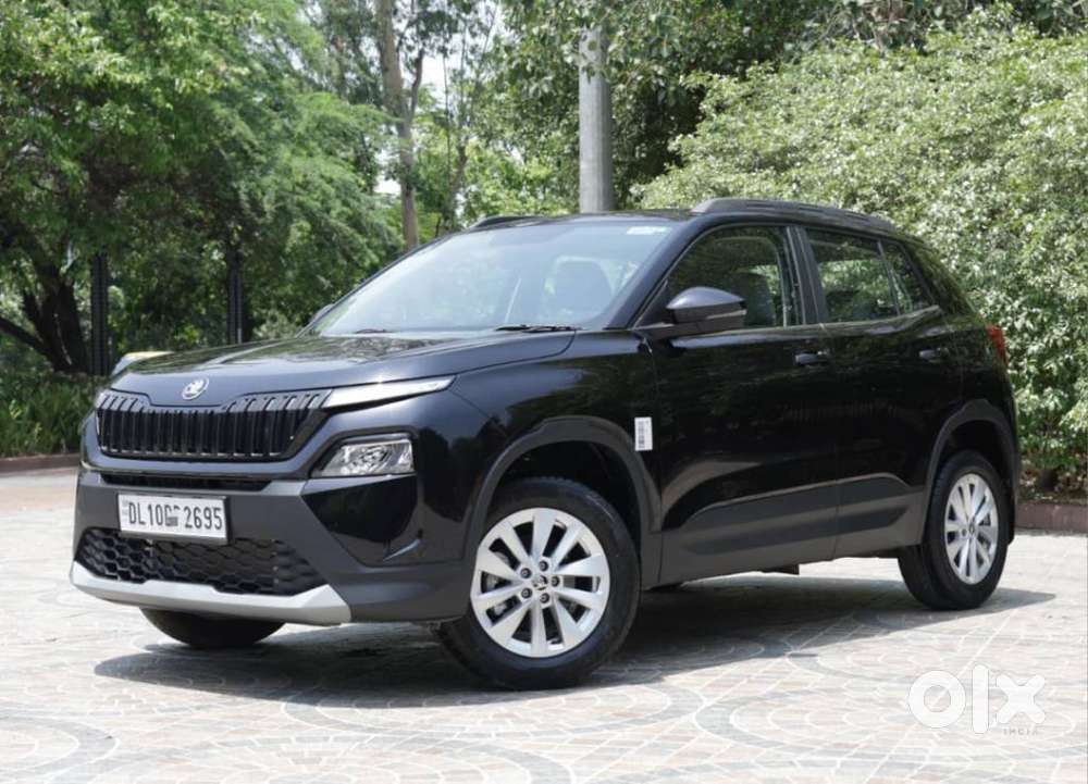 Skoda Kylaq Signature At, 2026, Petrol