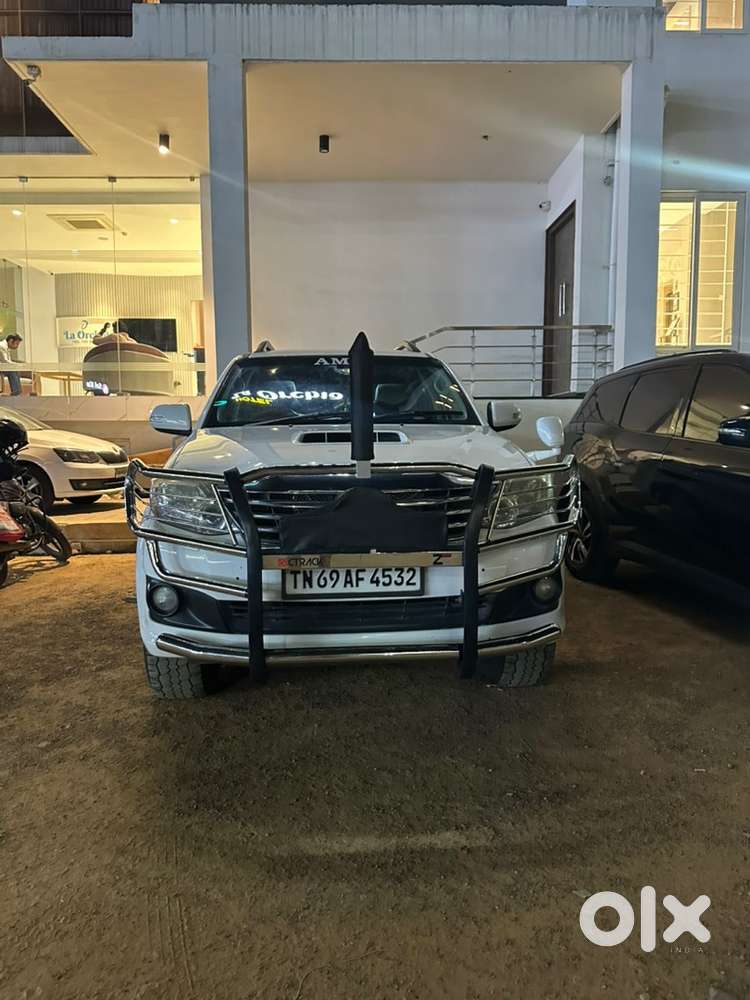 Toyota Fortuner Petrol 2023