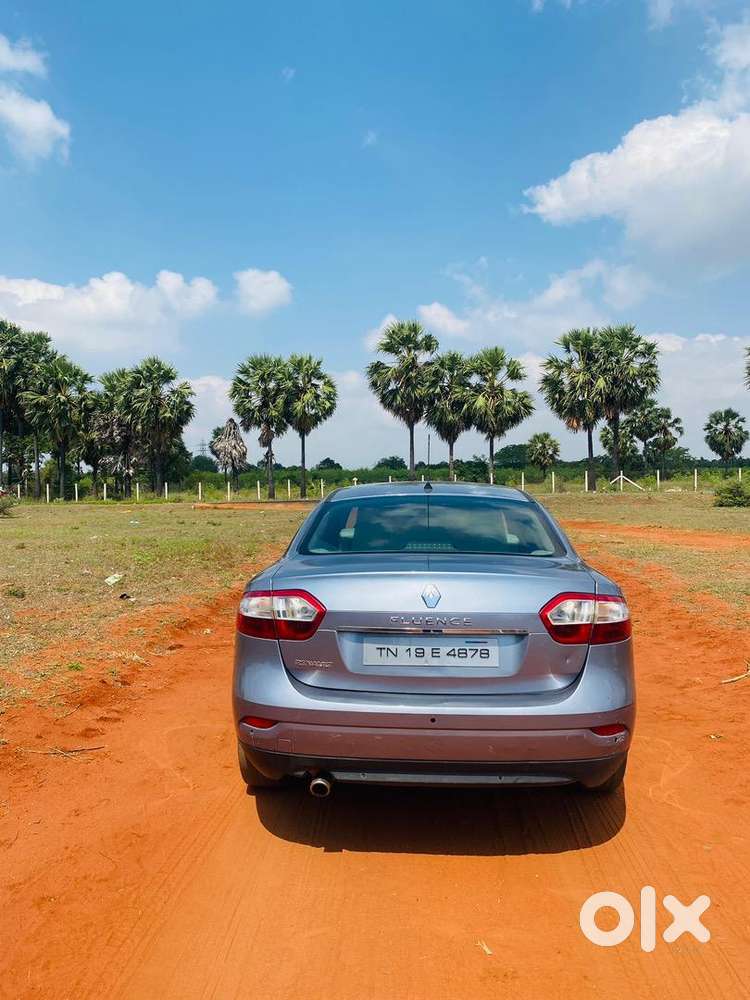 Renault Fluence 2011 Petrol 130000 Km Driven