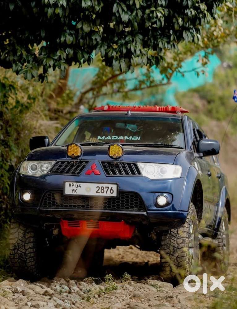 Mitsubishi Pajero Sport 2014