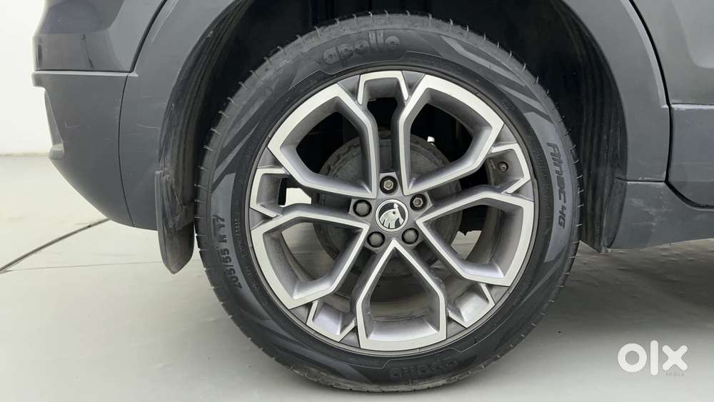 Skoda Kushaq Style 1.0l Tsi At, 2022, Petrol