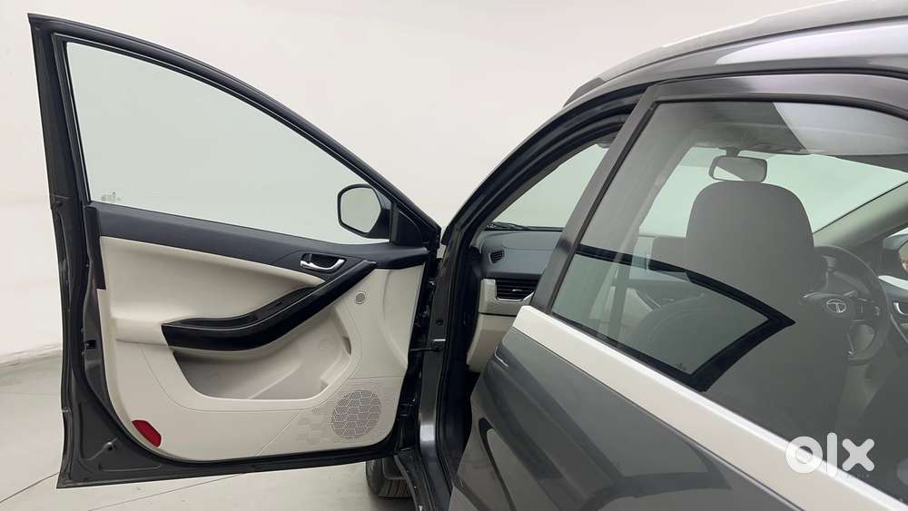 Tata Nexon 1.2 Revotron Xza Plus, 2021, Petrol