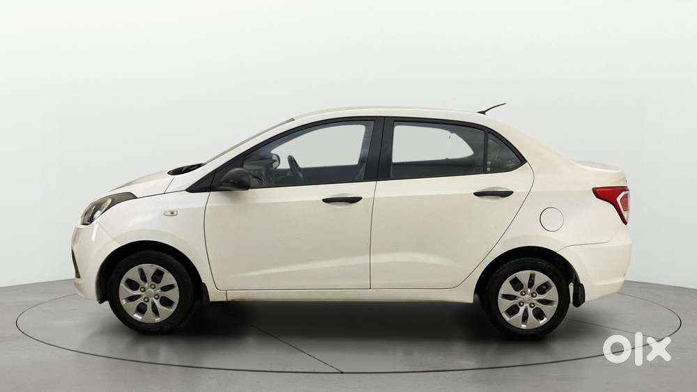 Hyundai Xcent Base 1.2, 2015, Petrol