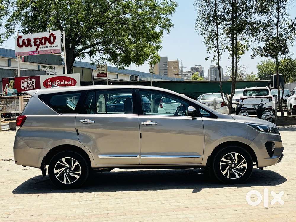 Toyota Innova Crysta [2020-ongoing] 2.4 Gx At 7 Str, 2021, Diesel