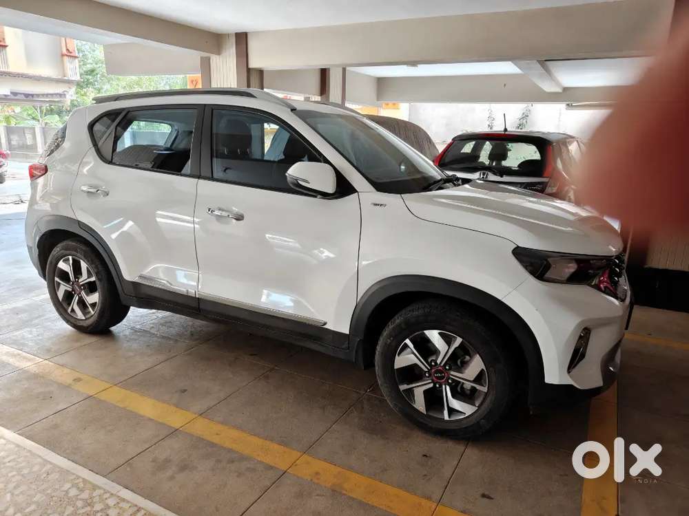 Kia Sonet 2023 Petrol Well Maintained