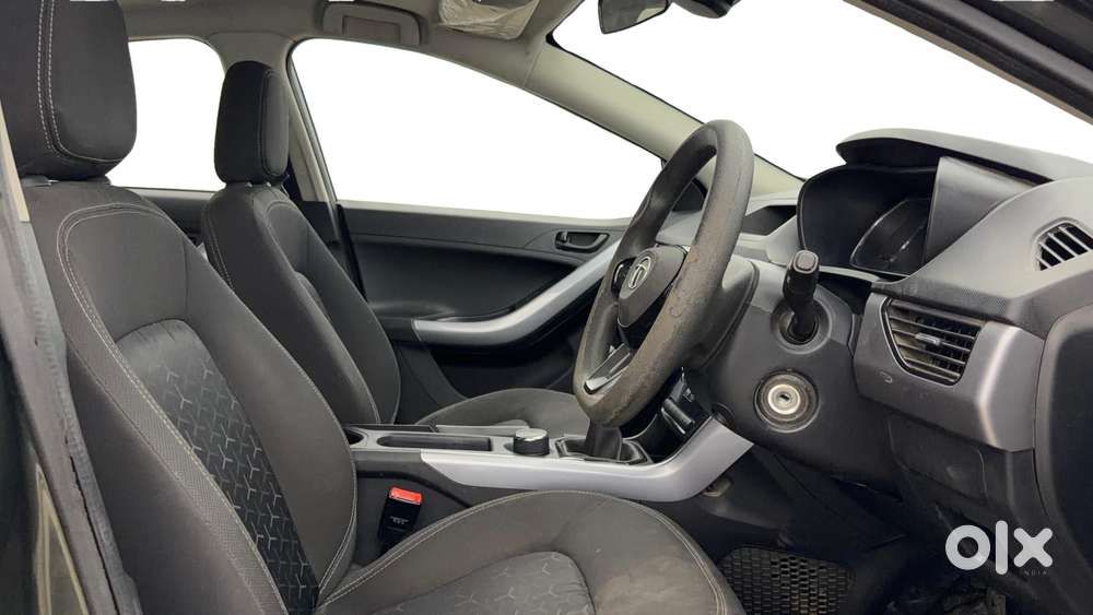 Tata Nexon 1.2 Revotron Xm (s), 2021, Petrol