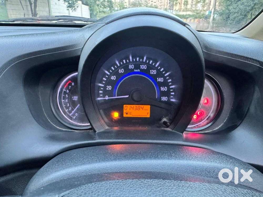 Honda Brio, 2015, Petrol