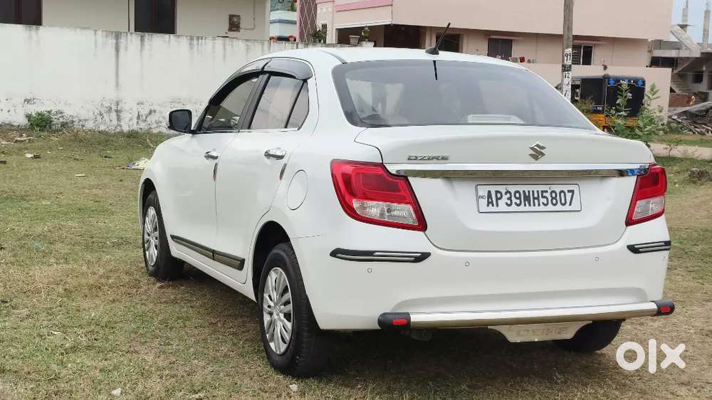 Maruti Suzuki Dzire 2022 Petrol 47000 Km Driven