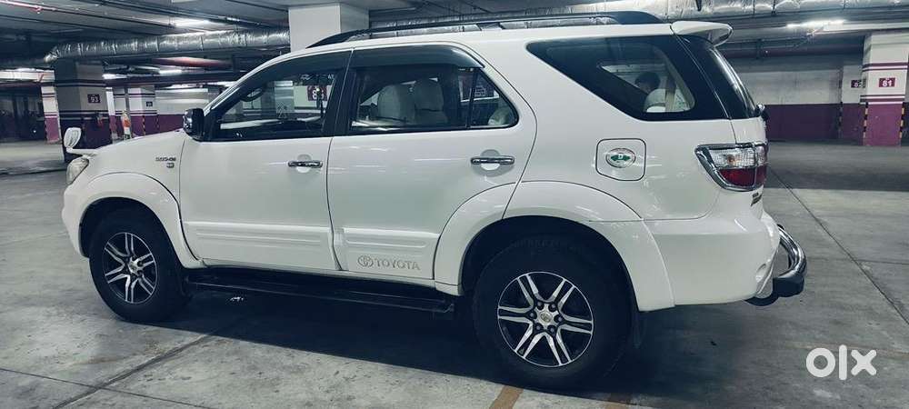 Toyota Fortuner 2010 Diesel Well Maintained